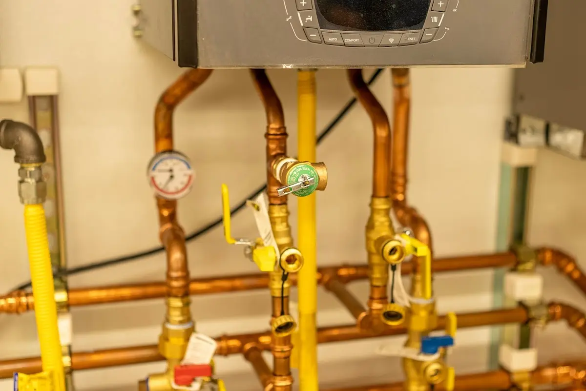 Licensed technician providing Slab Leak Repair for a homeowner in Lindale